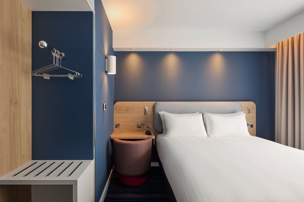 holiday inn express london limehouse by ihg
