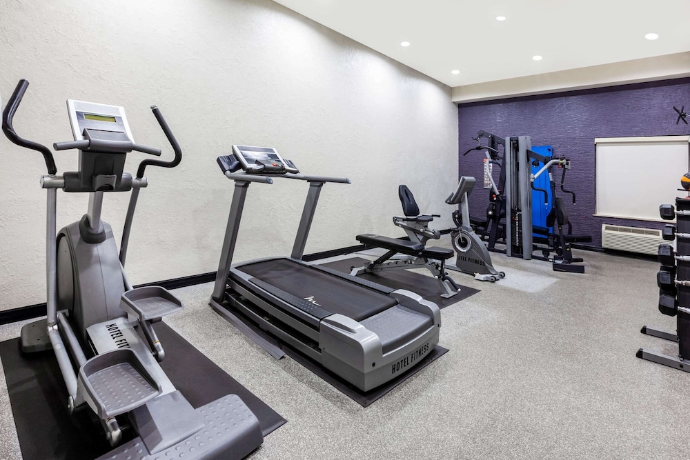 La Quinta Inn & Suites By Wyndham Lumberton,Evadale>>Beaumont,2.5 star