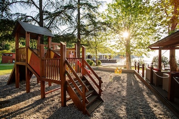 dependences san simon resort