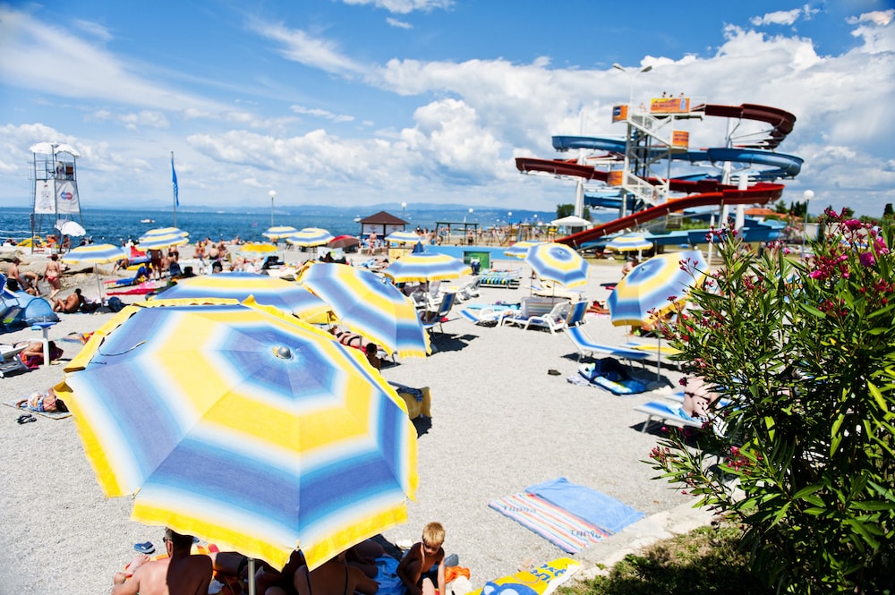 dependences san simon resort