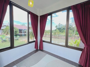 The Green Season Resort Chiang Rai,,3 star