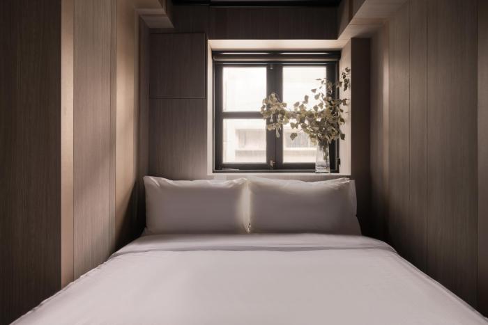cube social boutique capsule hotel boat quay