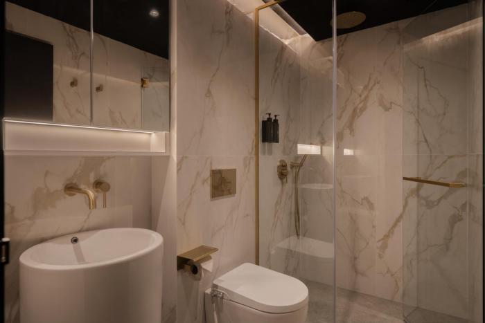 cube social boutique capsule hotel boat quay