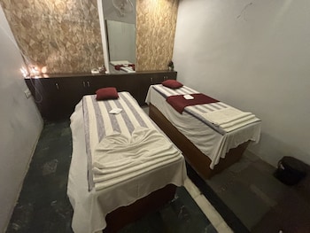 maya international