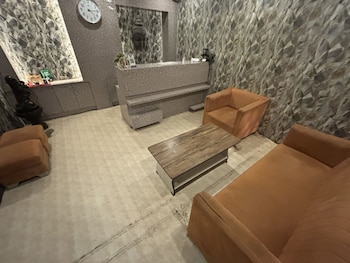 maya international