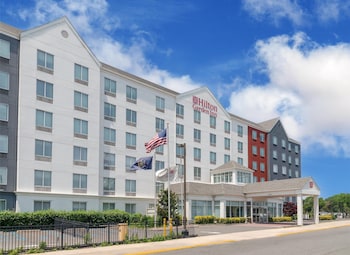 hilton garden inn queens jfk airport