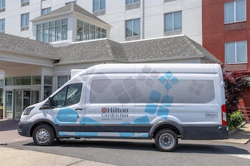 hilton garden inn queens jfk airport