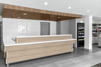 hilton garden inn queens jfk airport