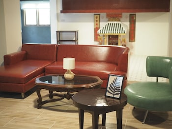 Krung Tone Hostel,,1 star