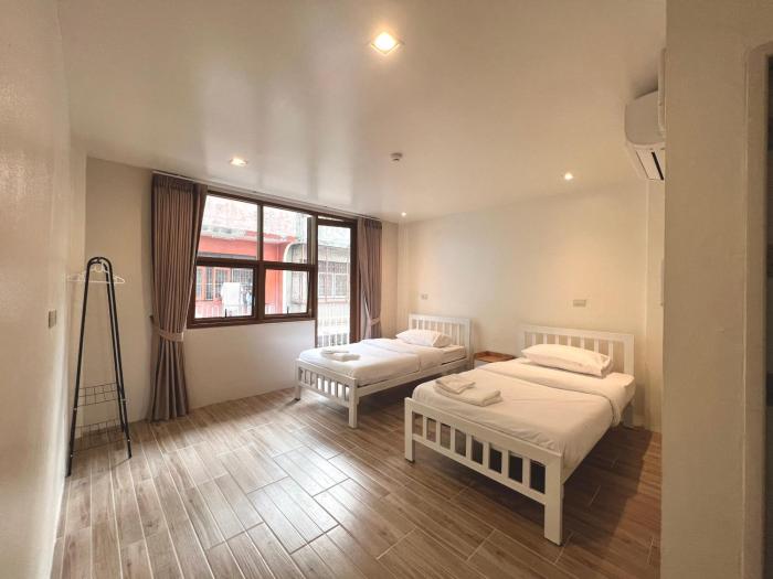 krung tone hostel