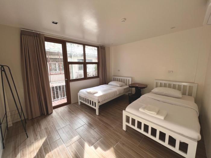krung tone hostel