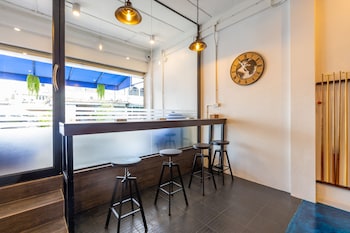 marco polo phuket poshtel