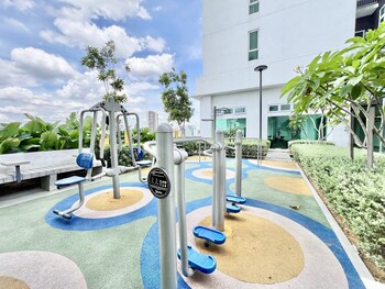 plaza kelana jaya by sleepy bear