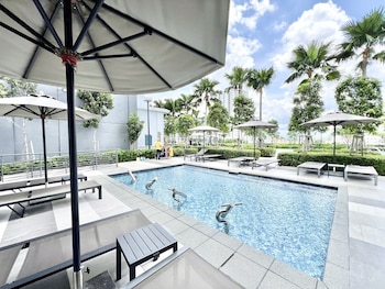 plaza kelana jaya by sleepy bear