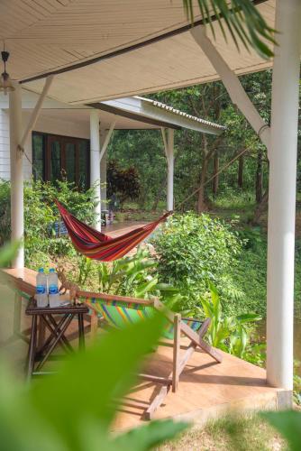 the river retreat koh mak