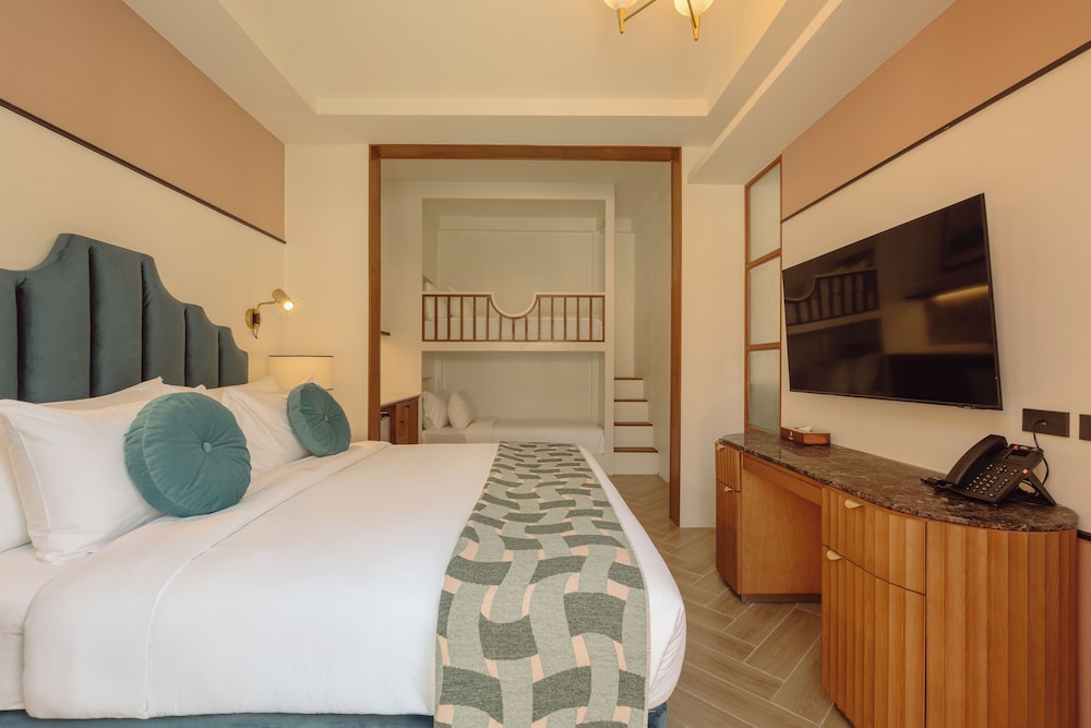sugar marina resort lagoon villas naiyang beach