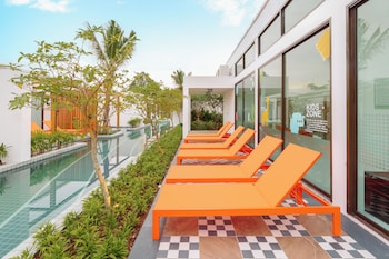 sugar marina resort lagoon villas naiyang beach