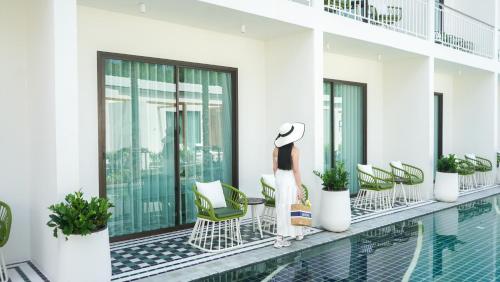 sugar marina resort lagoon villas naiyang beach