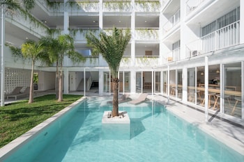 Lis Hotel Chiangmai,,3 star