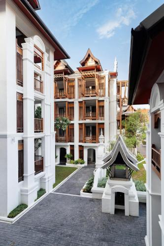 akira thaphae hotel