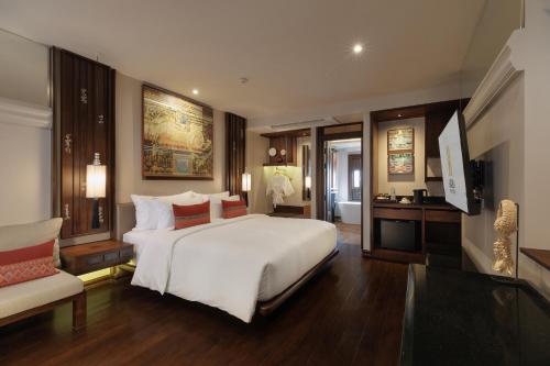 akira thaphae hotel