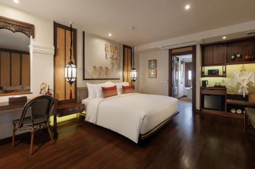 akira thaphae hotel