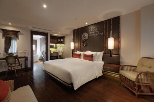akira thaphae hotel