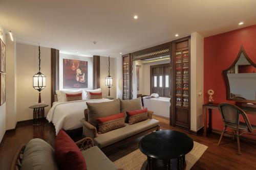 akira thaphae hotel