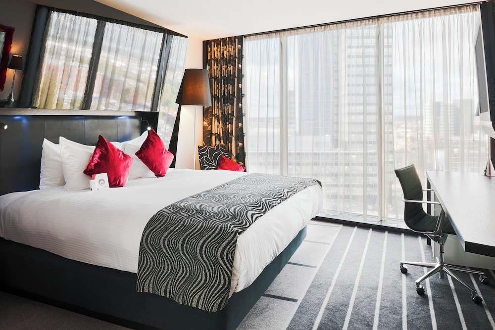 crowne plaza hotel manchester city centre by ihg