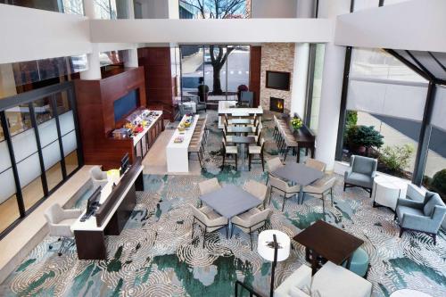 doubletree by hilton manchester downtown