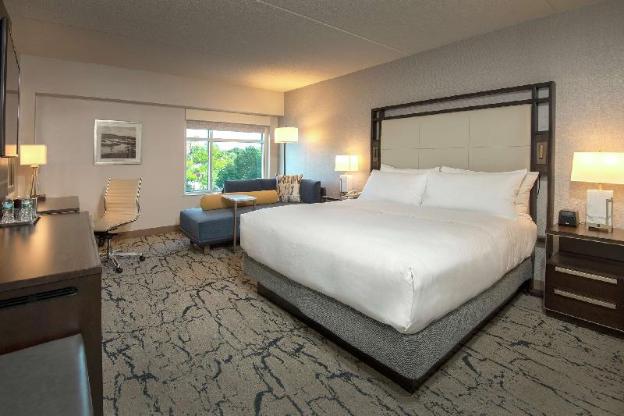 doubletree by hilton manchester downtown