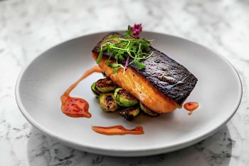 doubletree by hilton manchester downtown