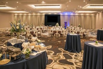 doubletree by hilton manchester downtown