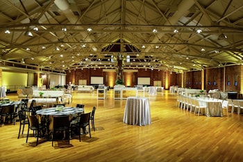 doubletree by hilton manchester downtown