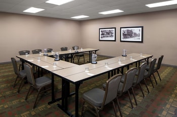 doubletree by hilton manchester downtown