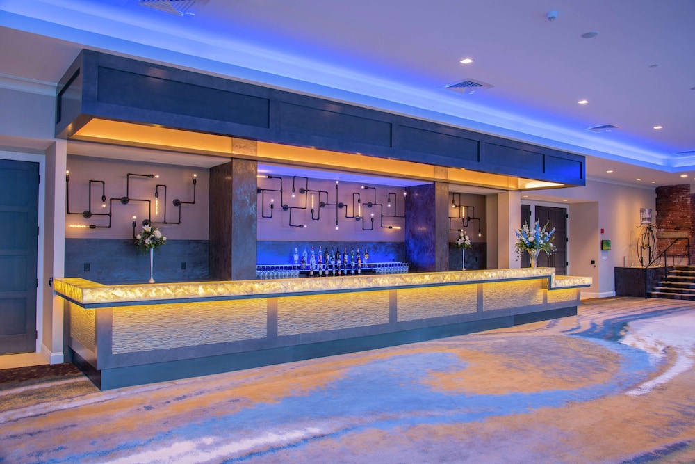 doubletree by hilton manchester downtown