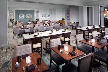 doubletree by hilton manchester downtown