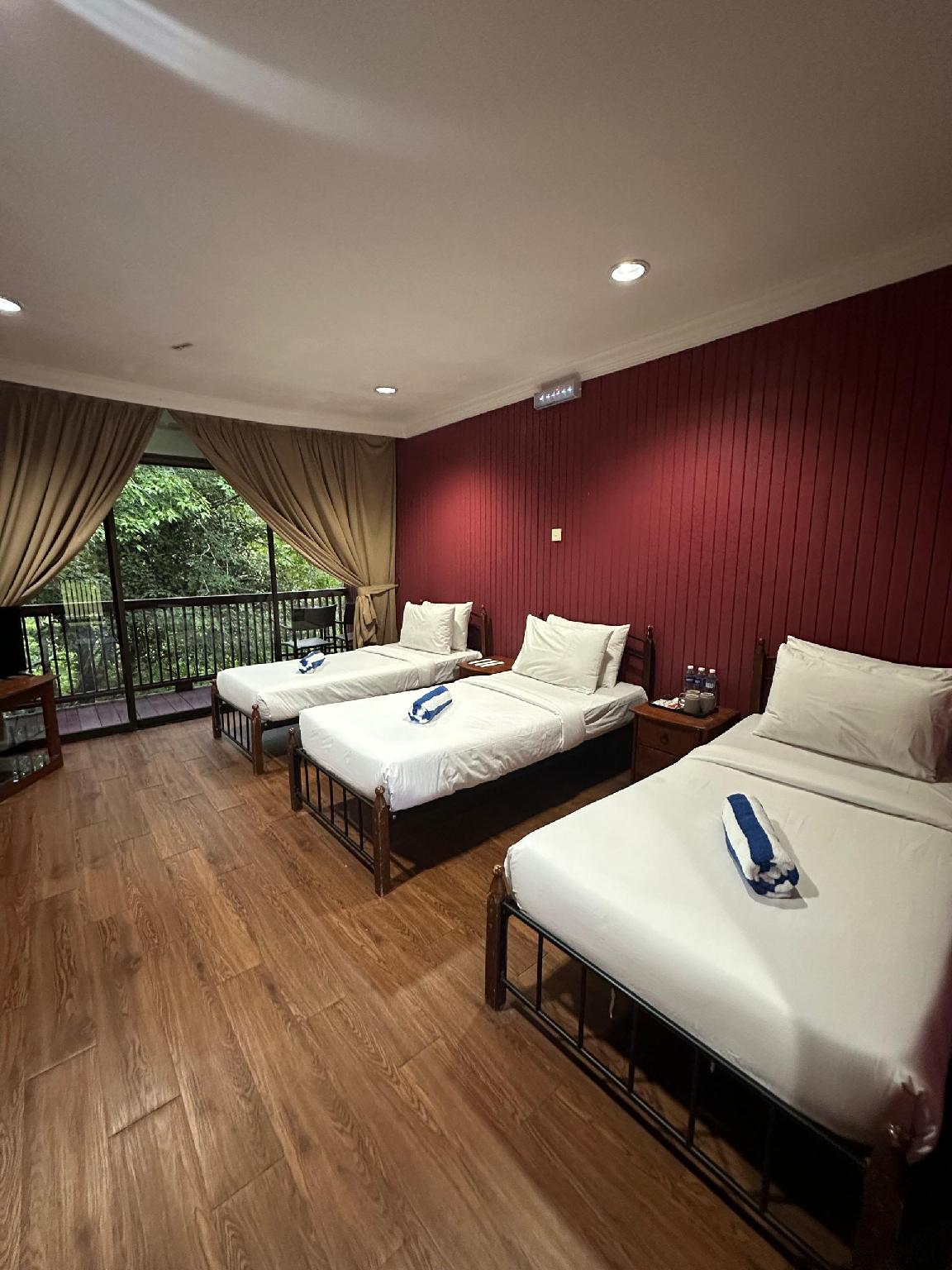 lilla hilltop retreat janda baik