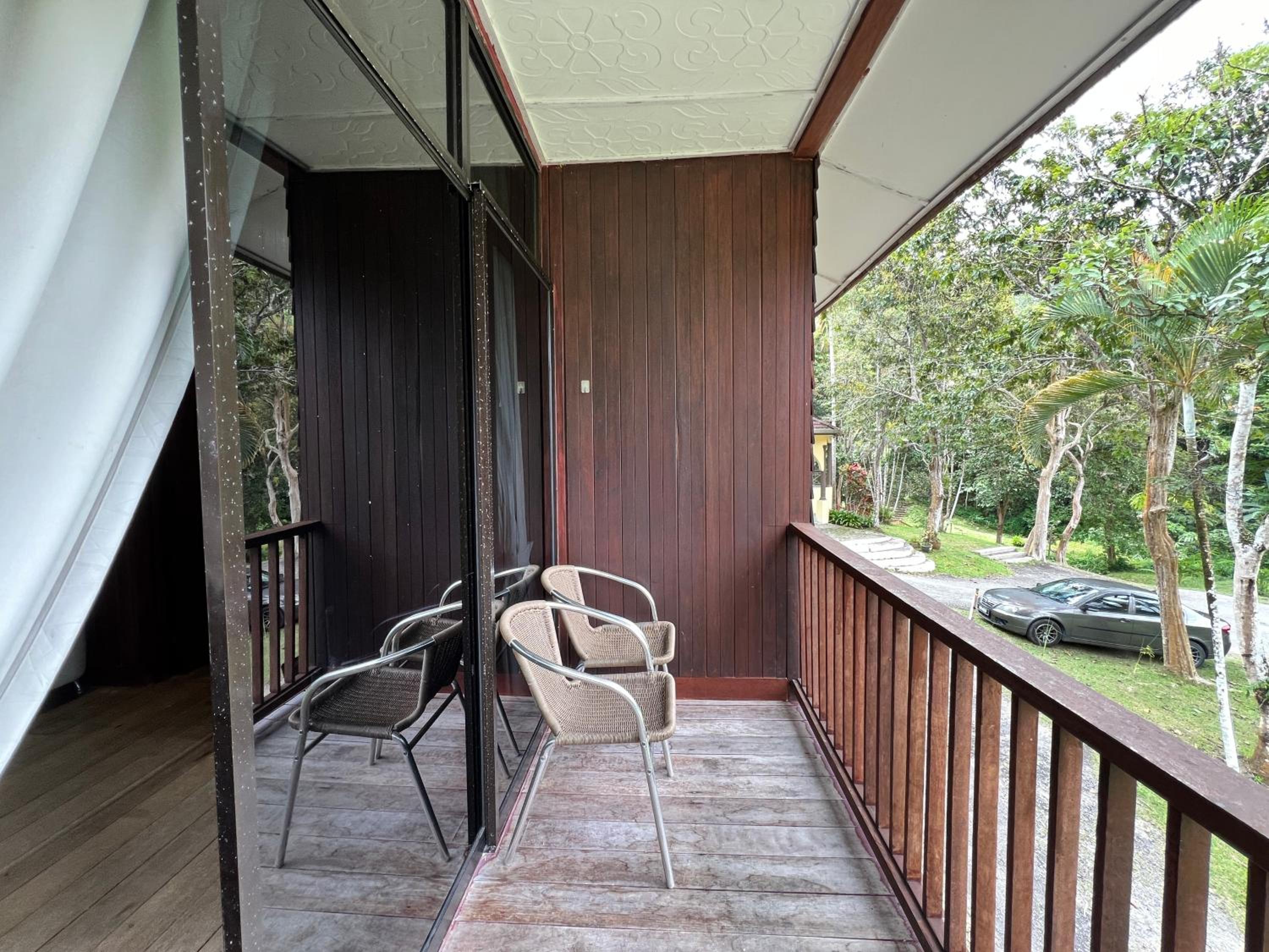 lilla hilltop retreat janda baik