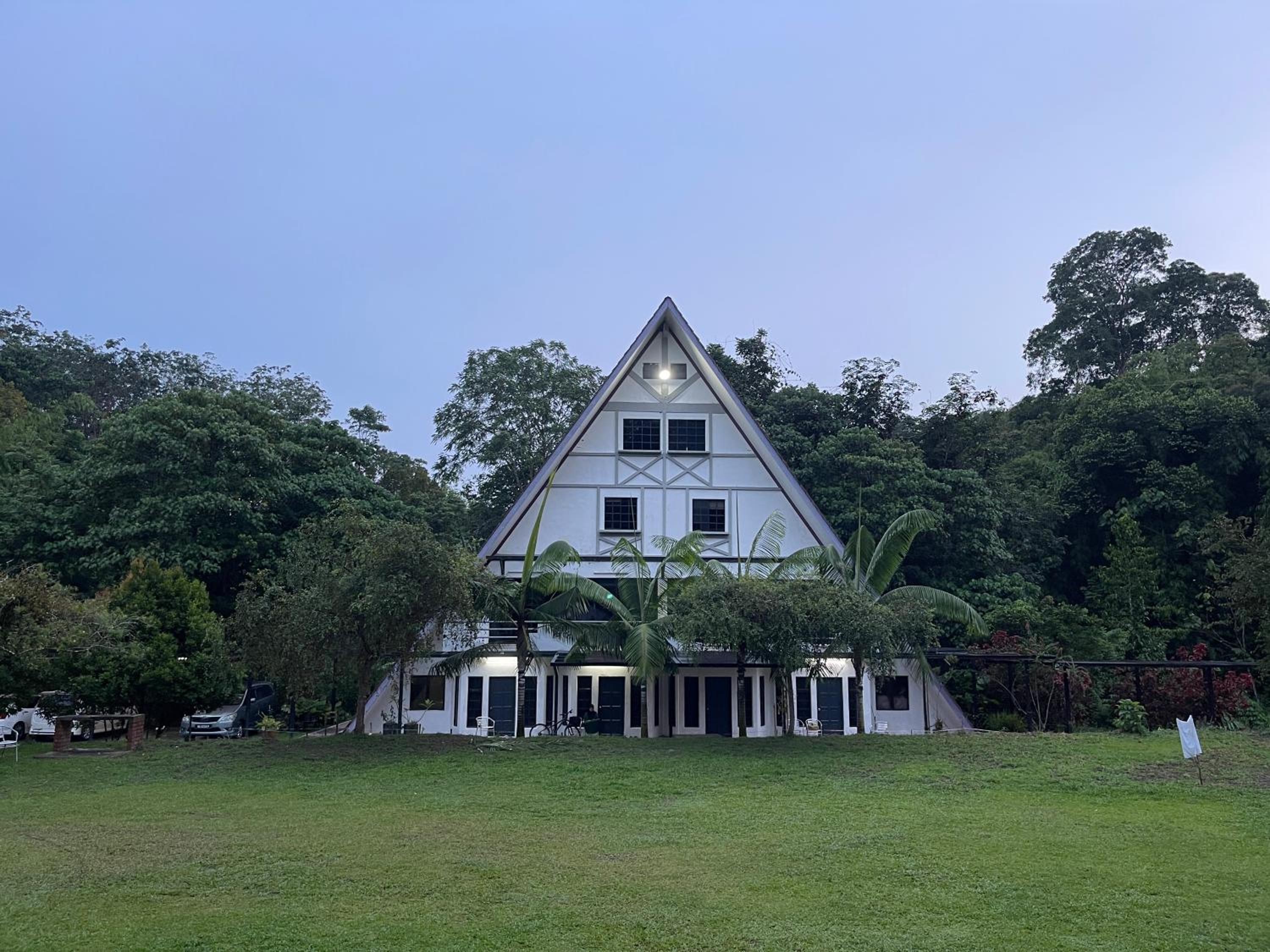 lilla hilltop retreat janda baik