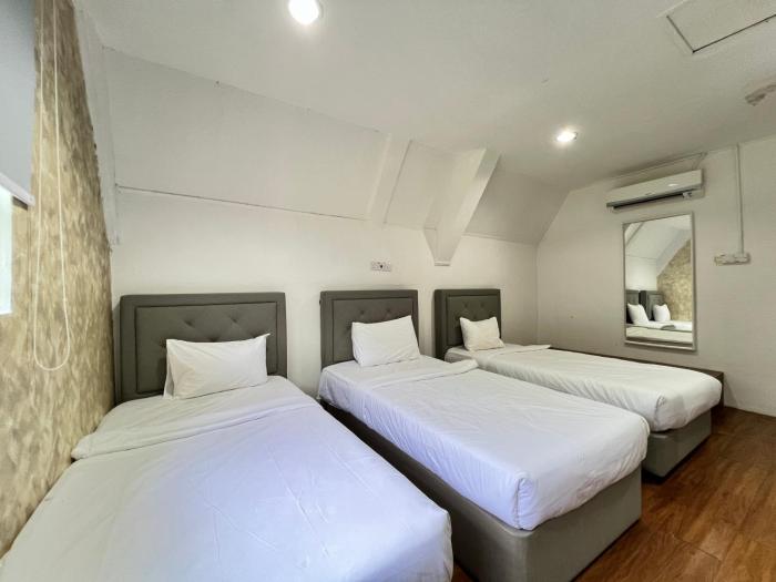 lilla hilltop retreat janda baik