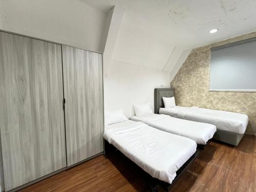 lilla hilltop retreat janda baik