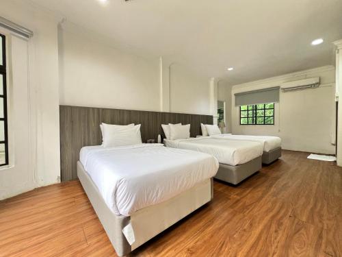 lilla hilltop retreat janda baik