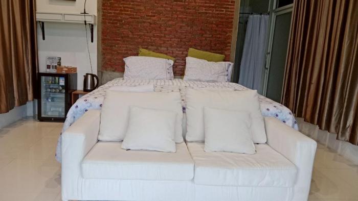 morocco blue cafe by chilong river farm