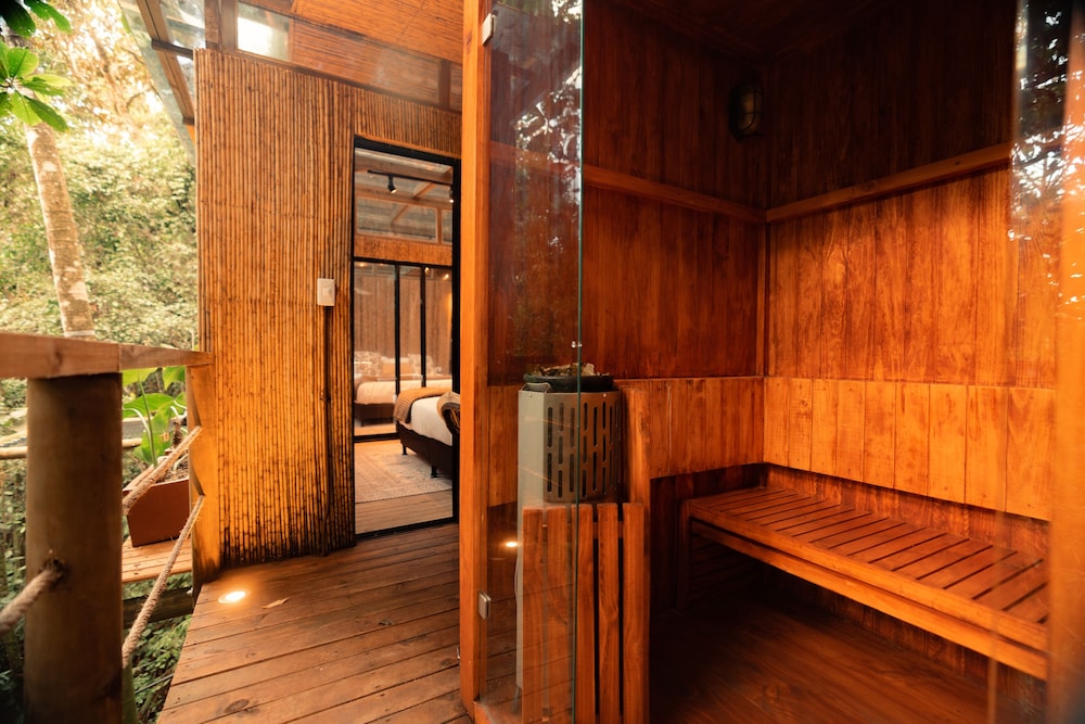 bubblesky glamping guatape