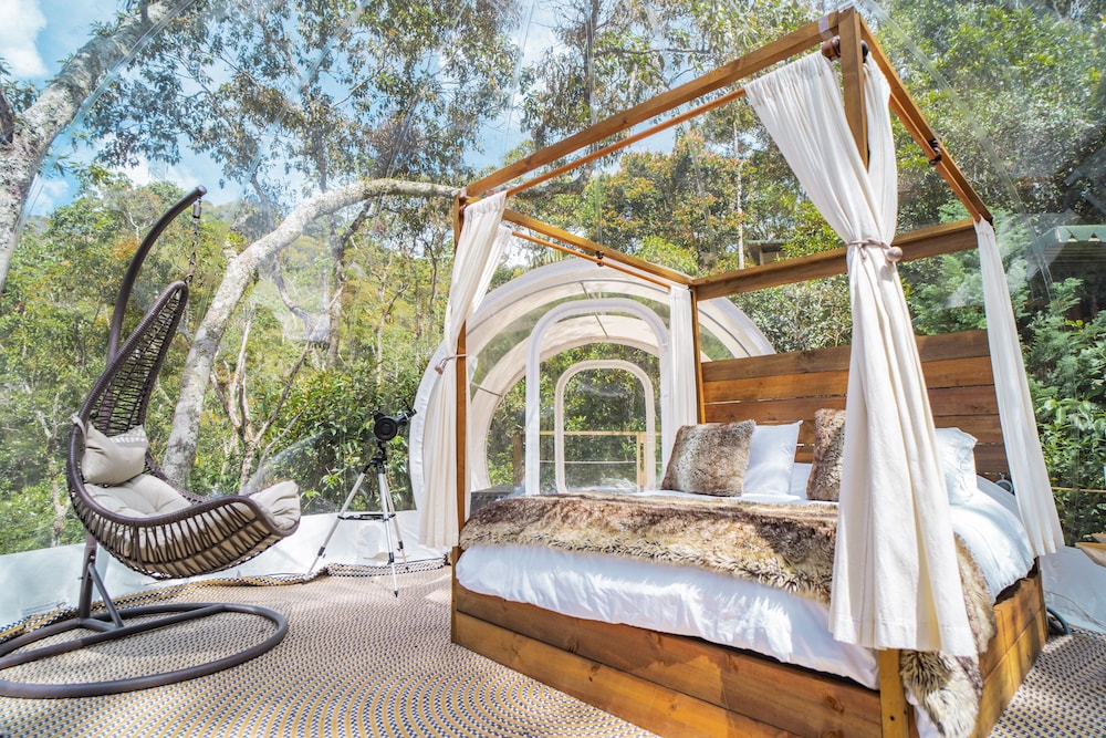 bubblesky glamping guatape