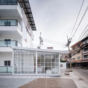 Srinn Hotel Pattaya Klang,,2 star