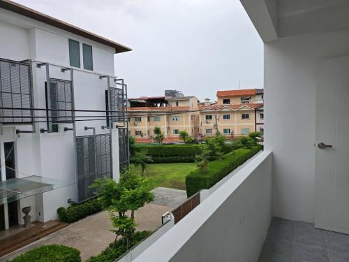 srinn hotel pattaya klang