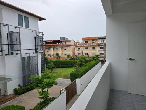 srinn hotel pattaya klang