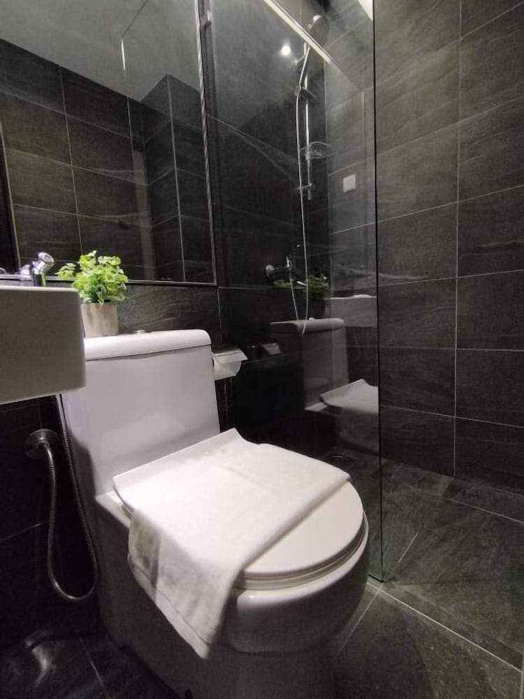 kingston hotel 7 johor bharu